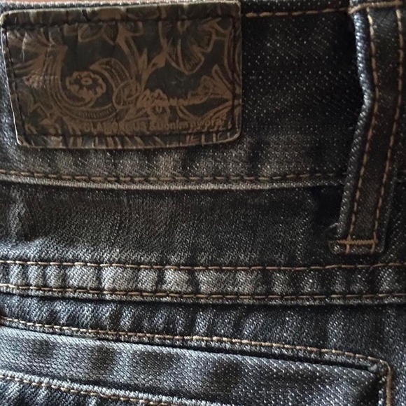 Early 2000s Glamorous Grey Faded Mini Skirt - Picture 7 of 7